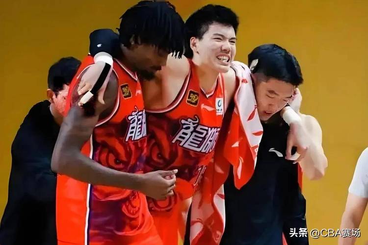 广东男篮北京男篮可做双赢交易：焦泊乔+陈家政换范子铭