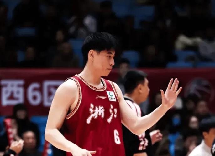 又帅又能打！程帅澎14中7砍全场最高26分正负值+19同样冠绝全场