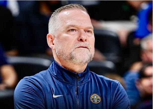 ESPN记者：北卡罗来纳大学计划聘请前掘金主帅马龙为球队主教练！